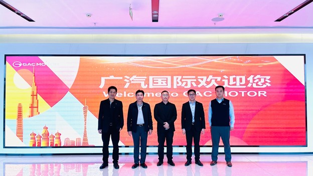 在國(guó)家“一帶一路”政策和加強(qiáng)發(fā)展中亞經(jīng)濟(jì)的大背景下，經(jīng)粵科云與廣汽國(guó)際雙方領(lǐng)導(dǎo)和團(tuán)隊(duì)的多次溝通協(xié)調(diào)，就共同開(kāi)拓中亞各國(guó)和俄羅斯的新能源產(chǎn)品市場(chǎng)，促進(jìn)雙邊貿(mào)易，協(xié)同中歐班列國(guó)際物流打造一站式跨境“廣東-中亞”數(shù)字化供應(yīng)鏈經(jīng)貿(mào)平臺(tái)等，達(dá)成一系列合作，并于2024年1月5日正式簽署戰(zhàn)略合作協(xié)議。